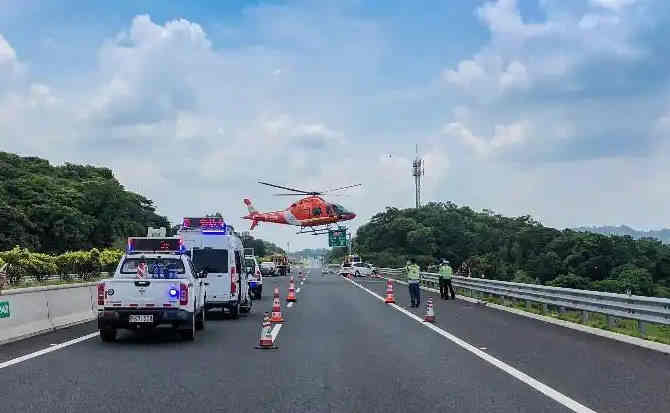 石台高速公路汽车救援案例